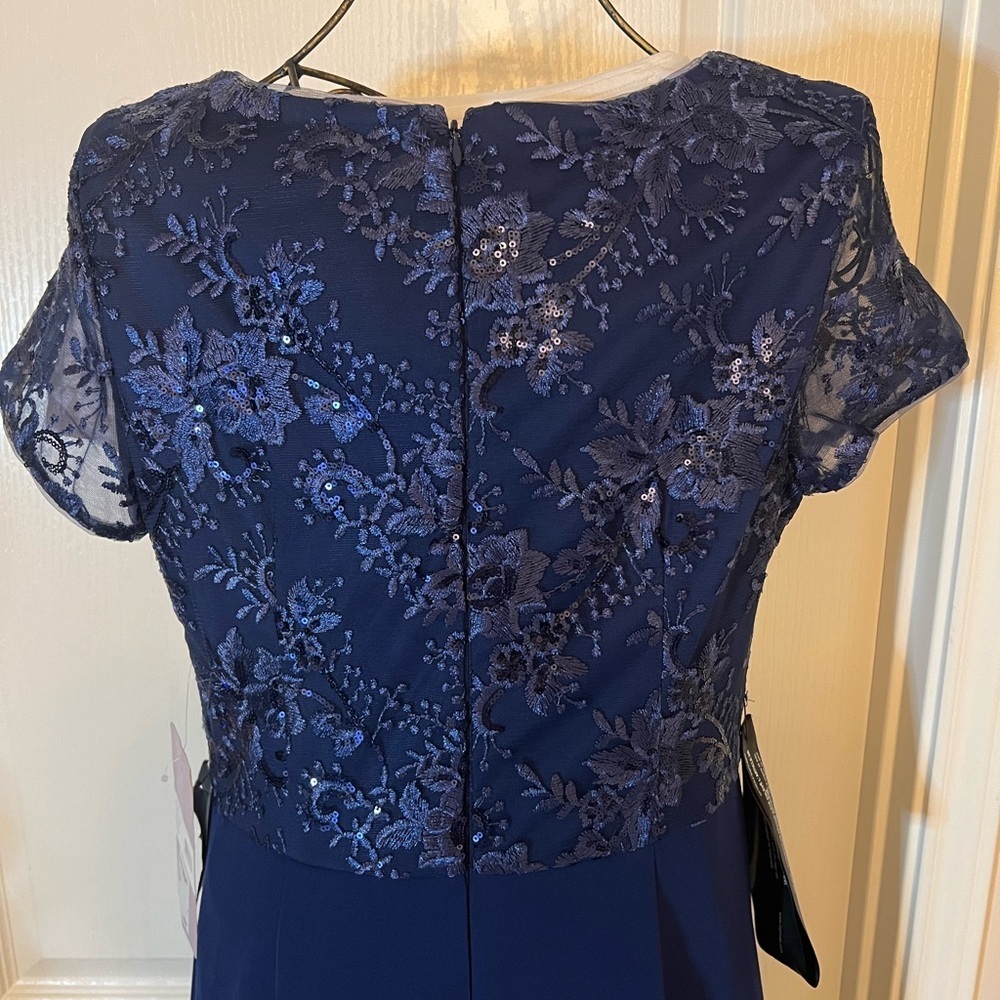 Rae Floral Embroidered Bow Detail A-Line Gown
JS Collections - Picture 7 of 13